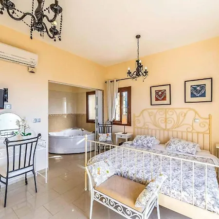 Petrides * Аргака