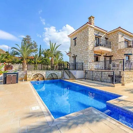 Villa Petrides Argaka