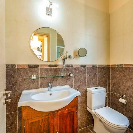 Villa Petrides *