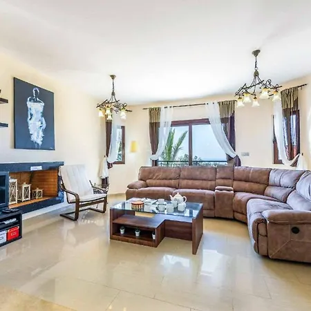 Villa Petrides Argaka